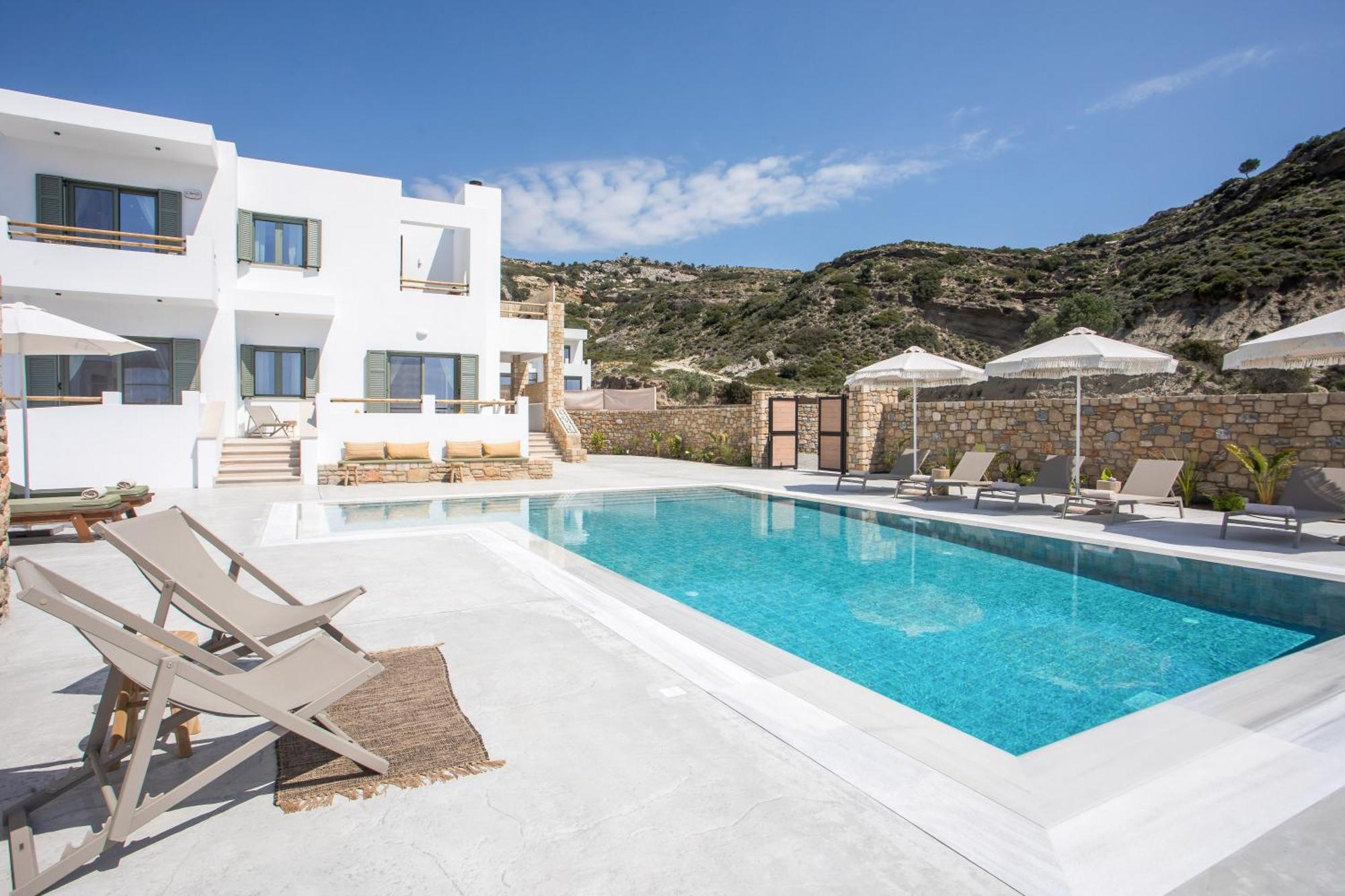 Elaia Villa