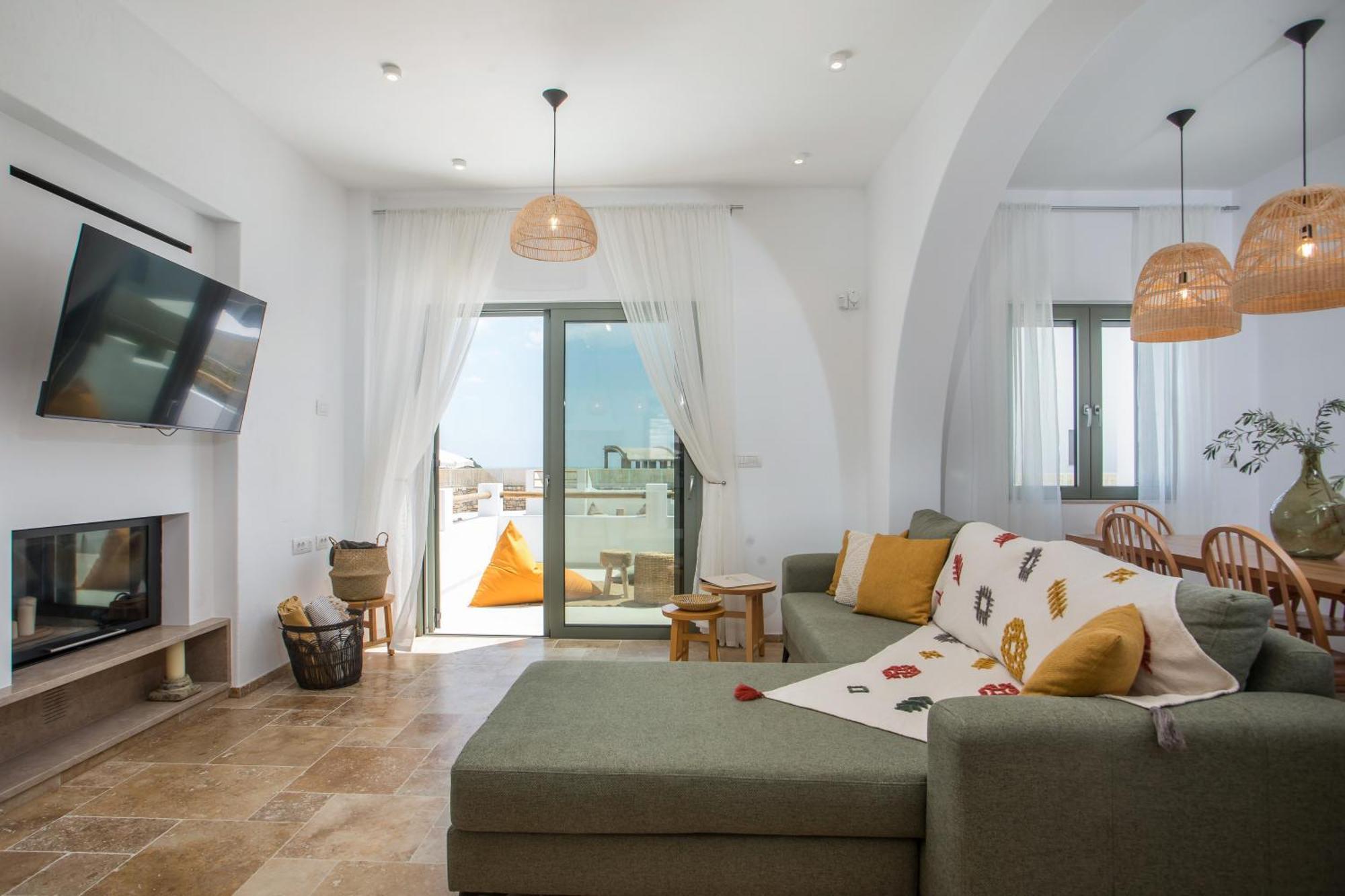 Elaia Villa *
